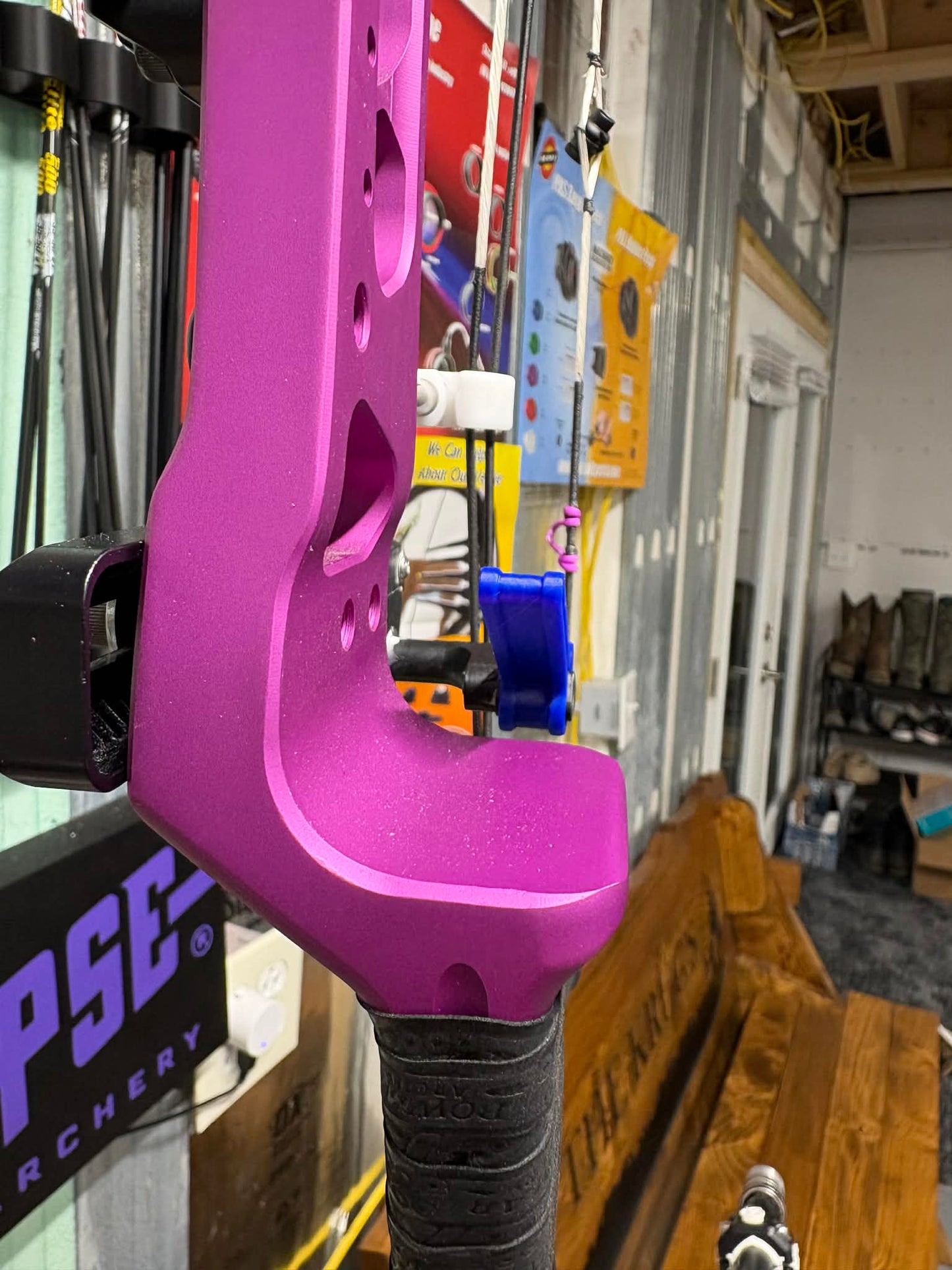 AAE Freakshow Rest Protector