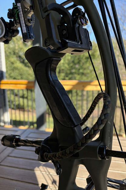Adjustable Hoyt Hunting Bow Grip