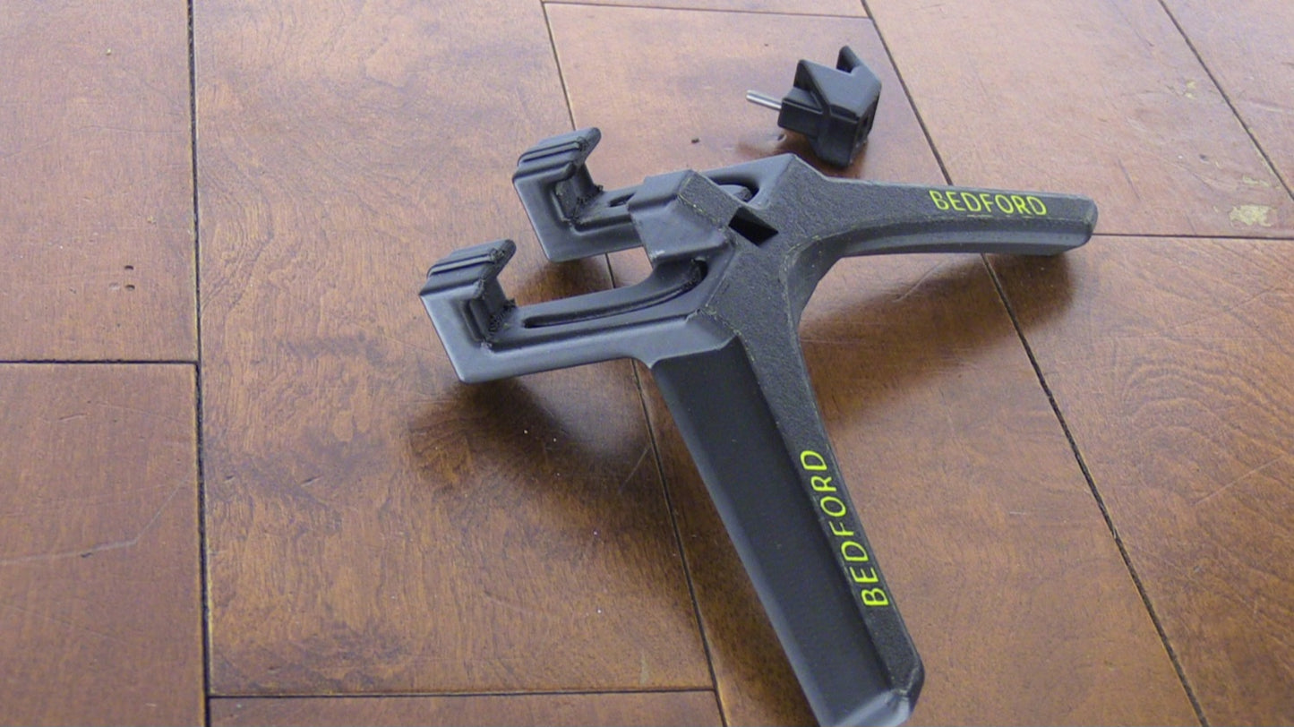 Limb-Pocket Mathews Bipod
